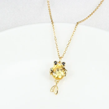 Gold Chian 925 Sterling Silver Lovely Girl Goldfish Necklace Pendant With Chain Birthday Gift Summer Jewelry New Fine Jewelry
Gold Chian 925 Sterling Silver Lovely Girl Goldfish Necklace Pendant With Chain Birthday Gift Summer Jewelry New Fine Jewelry