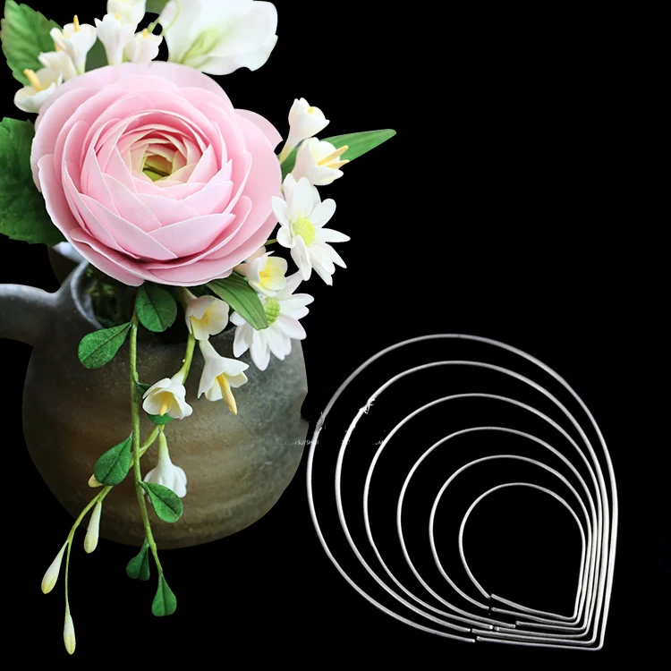 6 Pcs rose cutter Fondant molds Austin Rose Cutter GumPaste Flower Cutter Stainless steel cutter Cake Decoration tools
6 Pcs rose cutter Fondant molds Austin Rose Cutter GumPaste Flower Cutter Stainless steel cutter Cake Decoration tools