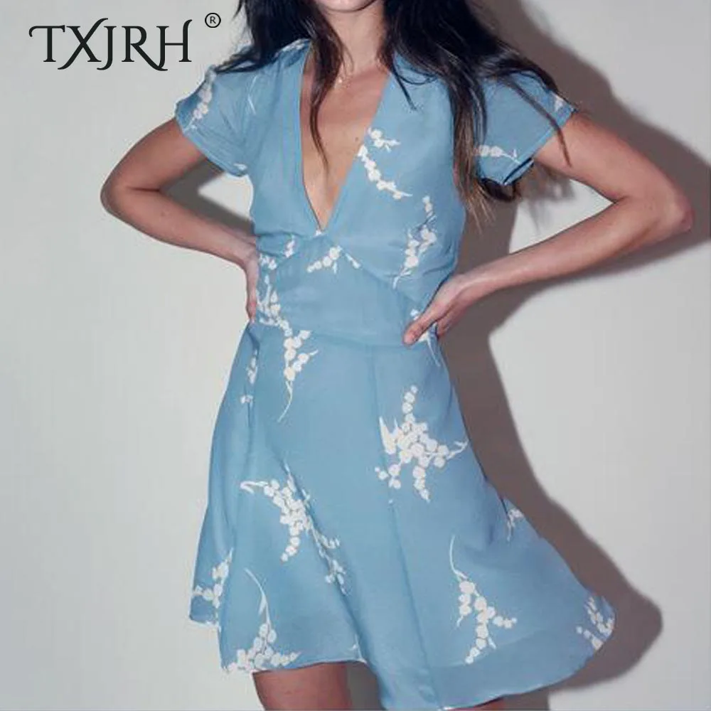 TXJRH Sweet Wheat Ears Floral Print Deep V-Neck 2019 Summer Woman Back Zipper Short Sleeve Princess Mini Short Dress with Lined
TXJRH Sweet Wheat Ears Floral Print Deep V-Neck 2019 Summer Woman Back Zipper Short Sleeve Princess Mini Short Dress with Lined