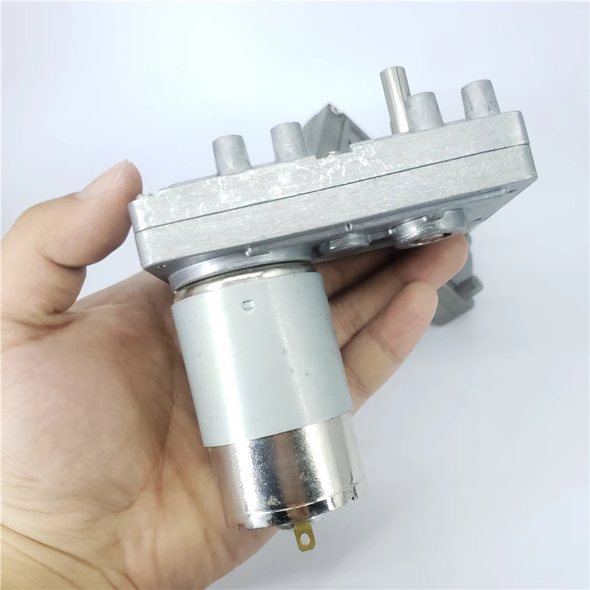 DC 12V- 24V 7-shaped DC Gear Motor 775 High Torque Micro Gearbox 3 x All Metal Gear 60RPM-120RPM DIY Robot Tank Models Motor
DC 12V- 24V 7-shaped DC Gear Motor 775 High Torque Micro Gearbox 3 x All Metal Gear 60RPM-120RPM DIY Robot Tank Models Motor
