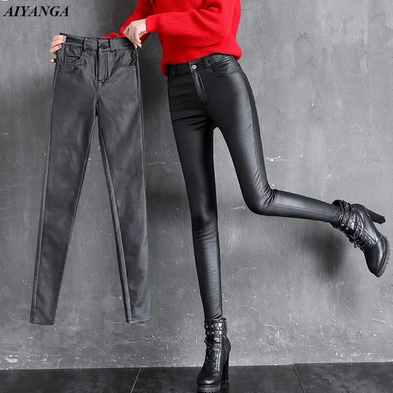 2018 Pu Pants For Women Winter Trousers Slim Plus velvet Warm Pants Women Solid Black Leather Trousers Fashion England Style
2018 Pu Pants For Women Winter Trousers Slim Plus velvet Warm Pants Women Solid Black Leather Trousers Fashion England Style