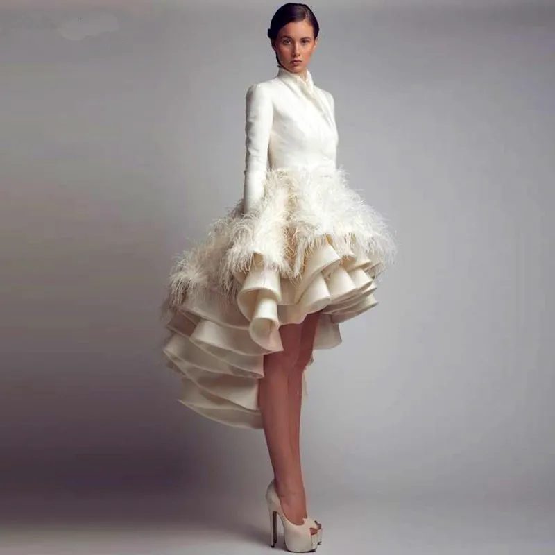 Unique Design High Low Asymmetrical Feather Prom Dresses with Long Sleeves Short Party Dress Vestidos de Festa
Unique Design High Low Asymmetrical Feather Prom Dresses with Long Sleeves Short Party Dress Vestidos de Festa