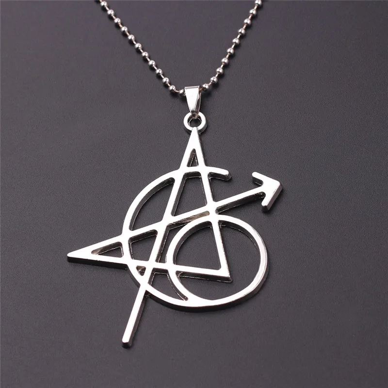 10Pcs Avengers 4 Creative LOGO Silver Pendant Necklace Simple Style Marvel Ironman Hulk Black Widow Tattoo Necklaces Accessories
10Pcs Avengers 4 Creative LOGO Silver Pendant Necklace Simple Style Marvel Ironman Hulk Black Widow Tattoo Necklaces Accessories