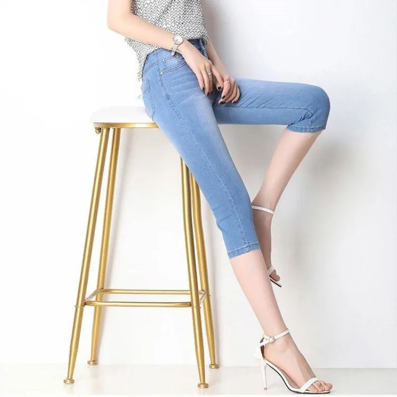 2019 Summer Denim For Women Capri Jeans Pants Plus Size High Waist Stretch Skinny Trousers woman Blue
2019 Summer Denim For Women Capri Jeans Pants Plus Size High Waist Stretch Skinny Trousers woman Blue