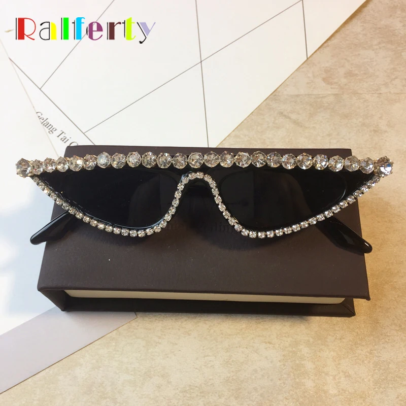 Ralferty Cat Eye Diamond Rhinestone Sunglasses Women Luxury Beaded Sun Glasses UV Protection Black Eyewear Small Glasses G06
Ralferty Cat Eye Diamond Rhinestone Sunglasses Women Luxury Beaded Sun Glasses UV Protection Black Eyewear Small Glasses G06