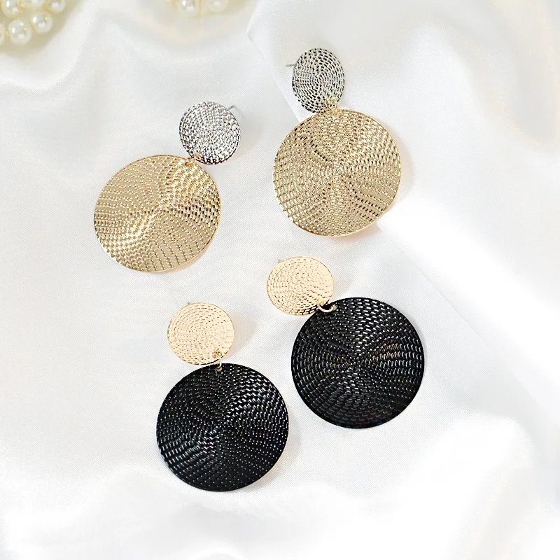 8Seasons New Fashion Drop Earrings For Women Vintage Round Big Earrings Punk Hip Hop Geometric Black/Gold Dangle Earring Jewelry
8Seasons New Fashion Drop Earrings For Women Vintage Round Big Earrings Punk Hip Hop Geometric Black/Gold Dangle Earring Jewelry