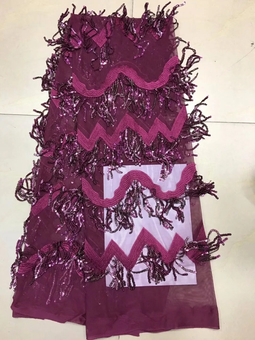 Sequin Lace Fabric Embroidery Tulle Lace Fabric 2018 African Lace Fabric Avaliable For Wedding Dress 
Sequin Lace Fabric Embroidery Tulle Lace Fabric 2018 African Lace Fabric Avaliable For Wedding Dress
