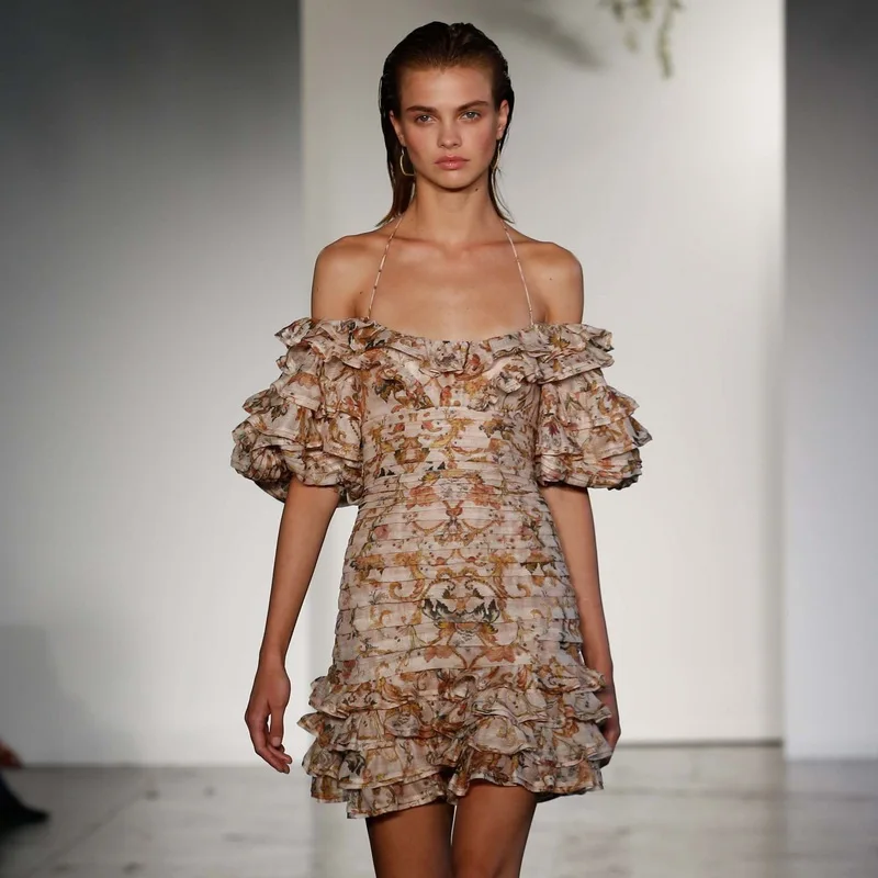 Sexy Off Shoulder Hater Mini Dress Women 2019 Summer Vacation Bohemian Beach Dress Elegant Cascading Ruffle Floral Printed Dress
Sexy Off Shoulder Hater Mini Dress Women 2019 Summer Vacation Bohemian Beach Dress Elegant Cascading Ruffle Floral Printed Dress