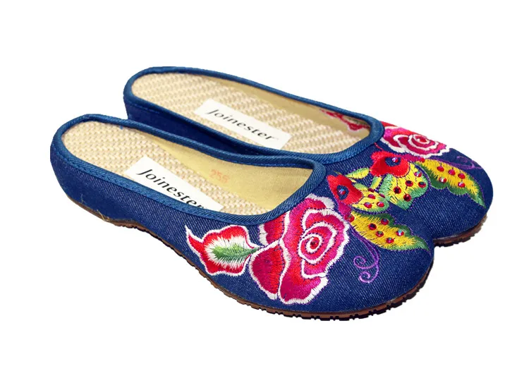 Chinese Flavor Floral Embroidered Wedges Canvas Casual Shoe Ethnic Style Dancing Shoe Round Toe Vintage Leisure Slippers 1