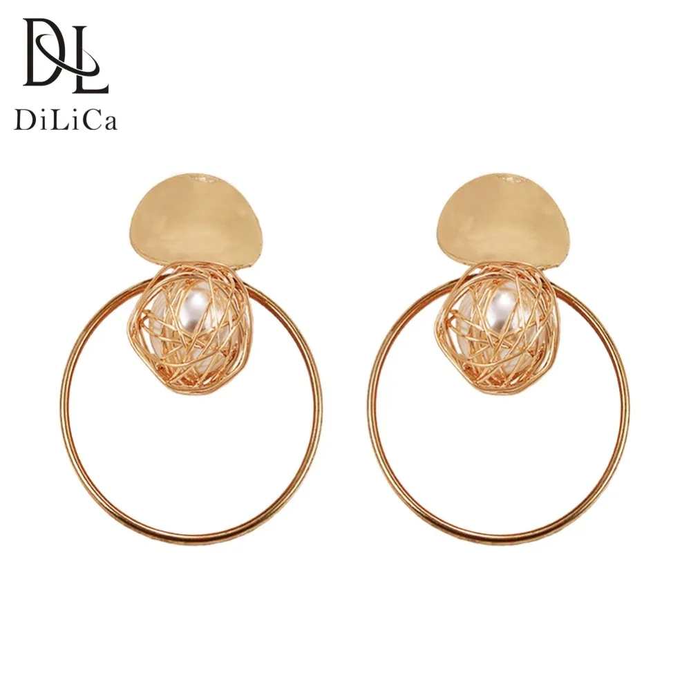 DiLiCa Vintage Big Earrings Gold Color Metal Round Statement Earrings Women Dangle Jewelry Earring Kolczyki damskie
DiLiCa Vintage Big Earrings Gold Color Metal Round Statement Earrings Women Dangle Jewelry Earring Kolczyki damskie