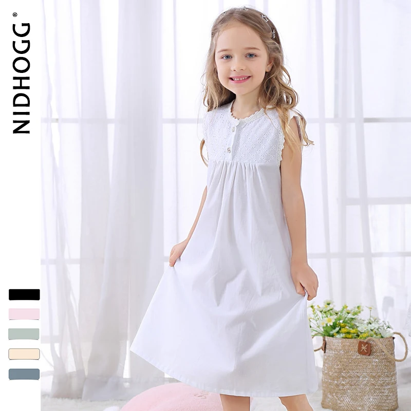 Childrens Clothing Summer Sleeveless Cotton Embroidery Girl Dresses European Princess Nightgown Christmas Mom and Daughter Dress
Childrens Clothing Summer Sleeveless Cotton Embroidery Girl Dresses European Princess Nightgown Christmas Mom and Daughter Dress