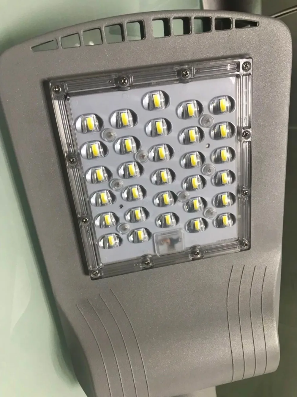 HTB1pBcmbjDuK1RjSszdq6xGLpXad