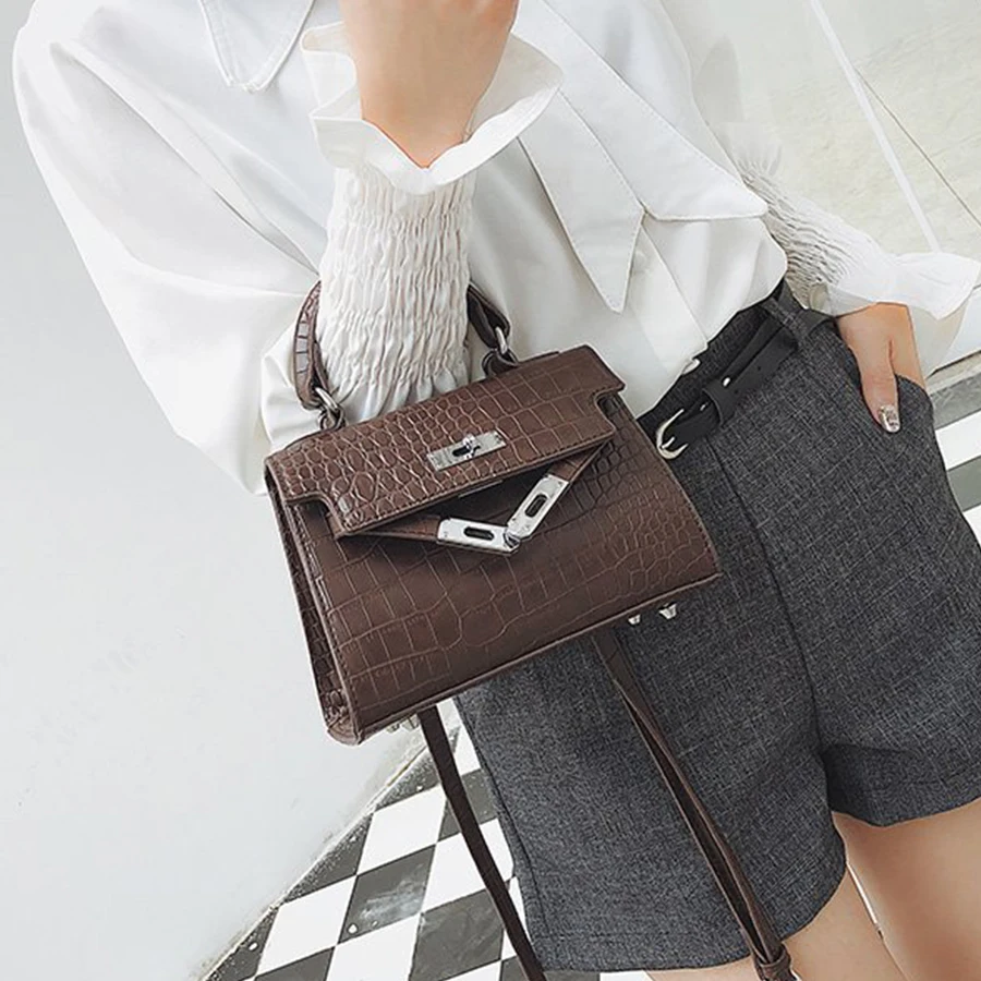 Casual Crocodile Pattern Handbag Women Alligator Hasp Messenger Bags for Women PU Leather Shoulder Crossbody Bags Designer Purse
Casual Crocodile Pattern Handbag Women Alligator Hasp Messenger Bags for Women PU Leather Shoulder Crossbody Bags Designer Purse