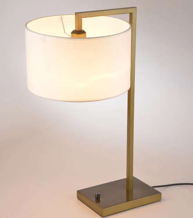 YOOK 25*60CM Hotel Iron Table Lamp American Country Creative Table Lamp Living Room Bedroom Study Room Table Lamp 220V 27E
YOOK 25*60CM Hotel Iron Table Lamp American Country Creative Table Lamp Living Room Bedroom Study Room Table Lamp 220V 27E