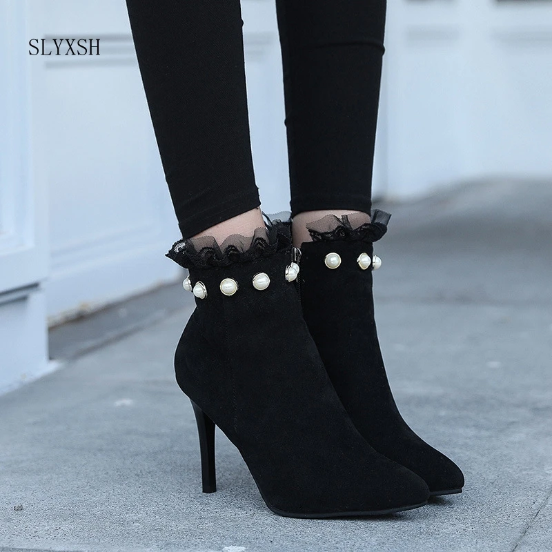 SLYXSH New 2018 Fashion Autumn Leather Boots Women Ankle Boots Casual Buckle Lace Up Zip High Heels Boots
SLYXSH New 2018 Fashion Autumn Leather Boots Women Ankle Boots Casual Buckle Lace Up Zip High Heels Boots