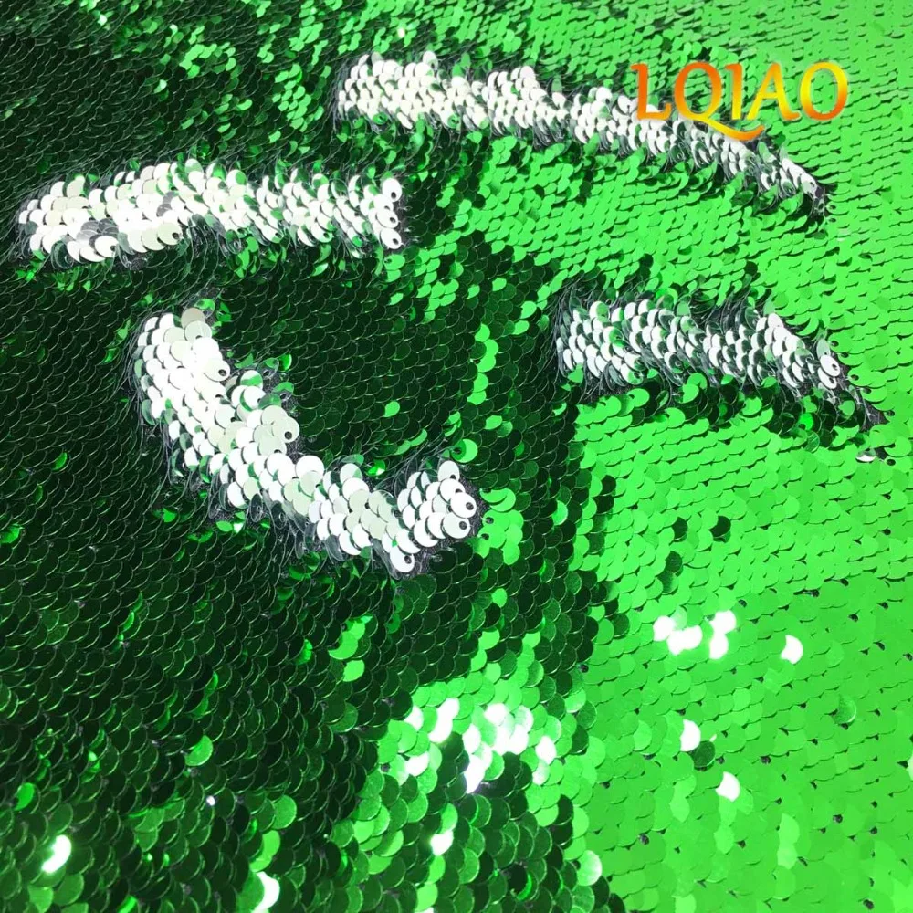 2018 New High Quality Reversible Paillette Sequin Fabric Mermaid Fish Scale Sequin Fabric for Wedding Dresses Costume DIY-Green
2018 New High Quality Reversible Paillette Sequin Fabric Mermaid Fish Scale Sequin Fabric for Wedding Dresses Costume DIY-Green