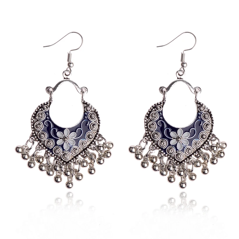 DOUVEI 2018 Trendy Flower Blue Print Dangle Earrings For Women Vintage Heart Carved Silver Beaded Earrings HXE021
DOUVEI 2018 Trendy Flower Blue Print Dangle Earrings For Women Vintage Heart Carved Silver Beaded Earrings HXE021