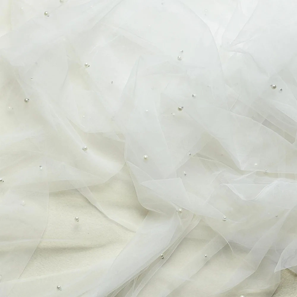 High-grade 1 Meter X1.5/3Meter TUTU Tulle Soft Mesh fabric Gauze With pearl Wedding/veil
High-grade 1 Meter X1.5/3Meter TUTU Tulle Soft Mesh fabric Gauze With pearl Wedding/veil