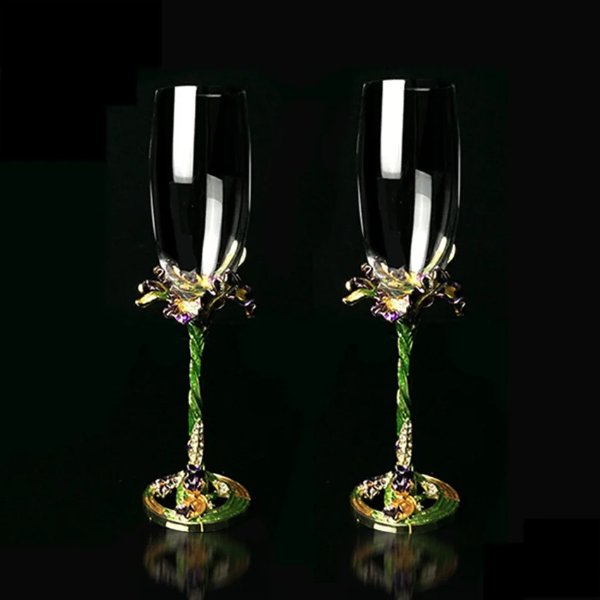 GFHGSD 1 pair Creative Crystal Champagne Flutes Stand Metal with Enamel Creative Style Goblet Glass Wedding Birthday Gifts AC102
GFHGSD 1 pair Creative Crystal Champagne Flutes Stand Metal with Enamel Creative Style Goblet Glass Wedding Birthday Gifts AC102