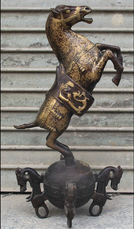 24" Chinese Bronze Zodiac Year Run Horse Tread Ball Dragon Handle Success Statue D0318
24" Chinese Bronze Zodiac Year Run Horse Tread Ball Dragon Handle Success Statue D0318