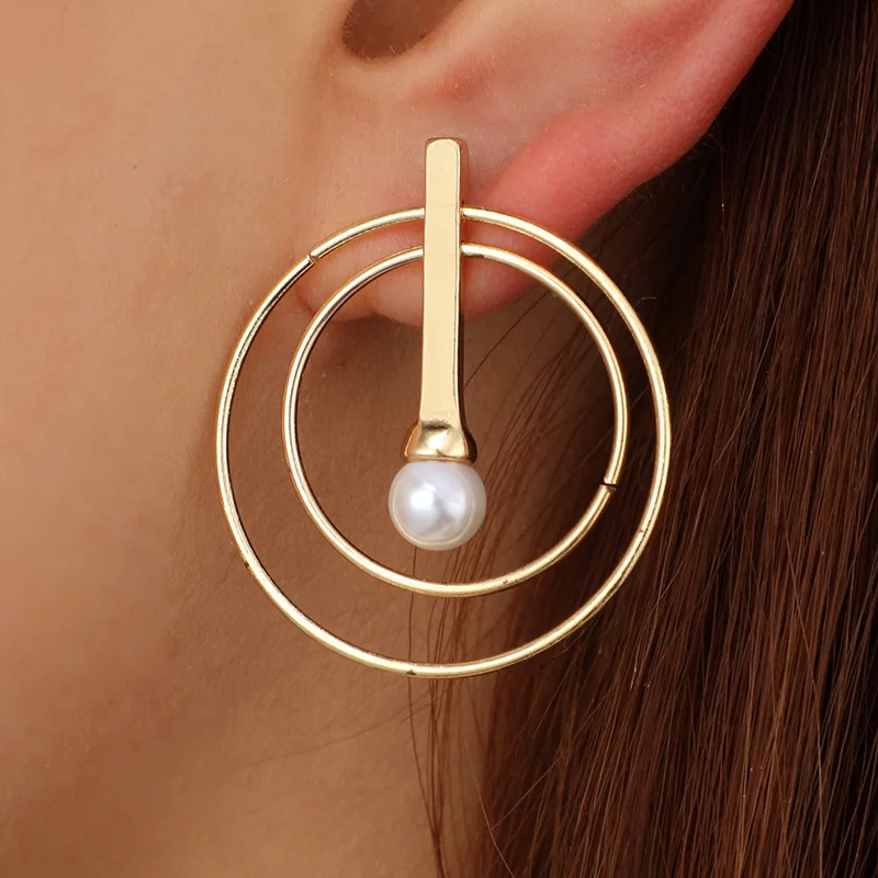 2019 Fashion Earrings Punk Simple Gold/ Silver / Tassel Pendant Size Circle Pearl Earrings for Women Gifts Wholesale
2019 Fashion Earrings Punk Simple Gold/ Silver / Tassel Pendant Size Circle Pearl Earrings for Women Gifts Wholesale