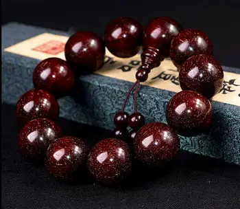 Lobular red sandalwood 20mm old material full of Venus high density beads bracelet
Lobular red sandalwood 20mm old material full of Venus high density beads bracelet