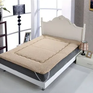 100% Super comfortable warm mattress,soft lamb mattress180*200cm,camel and white,King size mattre suitable for 1.8 meters bed
100% Super comfortable warm mattress,soft lamb mattress180*200cm,camel and white,King size mattre suitable for 1.8 meters bed