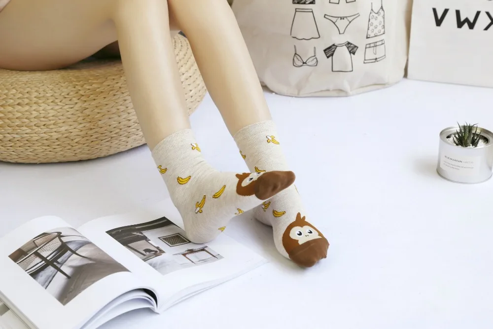 Cute Kawaii Woman Socks Cartoon Animals Cat Dog Funny Socks Cotton For Girl Ladies Women Tube Warm Winter Socks Calcetines Meias 21