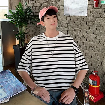 2019 Summer Korean Men Casual Loose Stripe Printing Cotton Clothes Tops Tee Round Neck Short Sleeve Brand T-shirt Homme S-2XL
2019 Summer Korean Men Casual Loose Stripe Printing Cotton Clothes Tops Tee Round Neck Short Sleeve Brand T-shirt Homme S-2XL