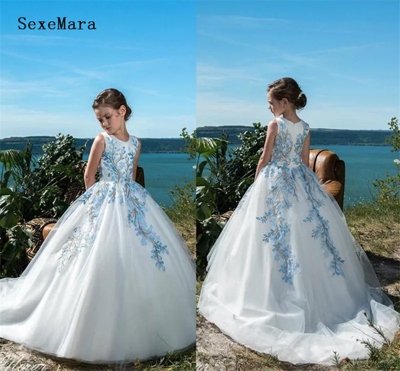 New Arrival Flower Girl Dresses For Weddings Lace Appliqued Little Girls Pageant Dress Custom Made Size High Quality
New Arrival Flower Girl Dresses For Weddings Lace Appliqued Little Girls Pageant Dress Custom Made Size High Quality