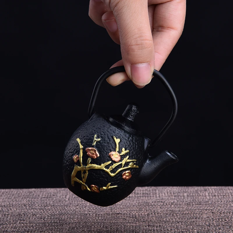 Tea Pet Decoration Mini - Small Teapot Cast Iron Pots Small Gold Kung Fu Tea Home Decoration Ornaments Vintage Teapot
Tea Pet Decoration Mini - Small Teapot Cast Iron Pots Small Gold Kung Fu Tea Home Decoration Ornaments Vintage Teapot