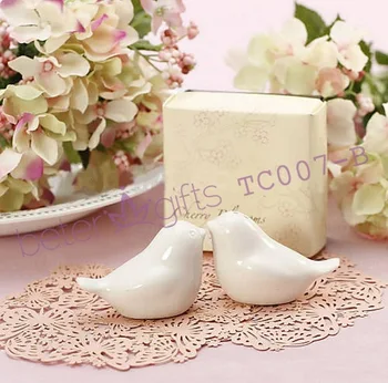 Free shipping 100pcs=50box Set of Love Birds Ceramic Salt Shaker Pepper Shakers Personalised wedding favor and wedding gift
Free shipping 100pcs=50box Set of Love Birds Ceramic Salt Shaker Pepper Shakers Personalised wedding favor and wedding gift