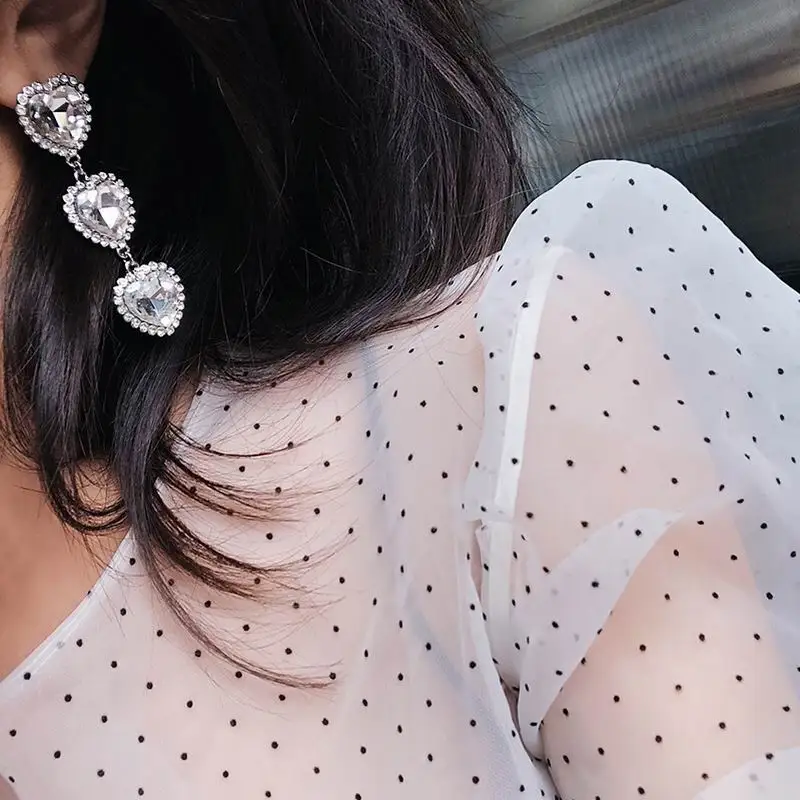 MENGJIQIAO 2018 Korean New Clear Crystal Three Heart Drop Pendientes For Women Shining Rhinestone Exaggerated Oorbellen Party
MENGJIQIAO 2018 Korean New Clear Crystal Three Heart Drop Pendientes For Women Shining Rhinestone Exaggerated Oorbellen Party