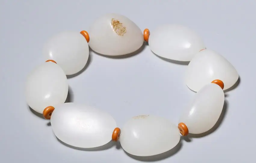 Hagit- Hetian jade sheep white jade with raw material bracelet bracelet 75.31 grams
Hagit- Hetian jade sheep white jade with raw material bracelet bracelet 75.31 grams