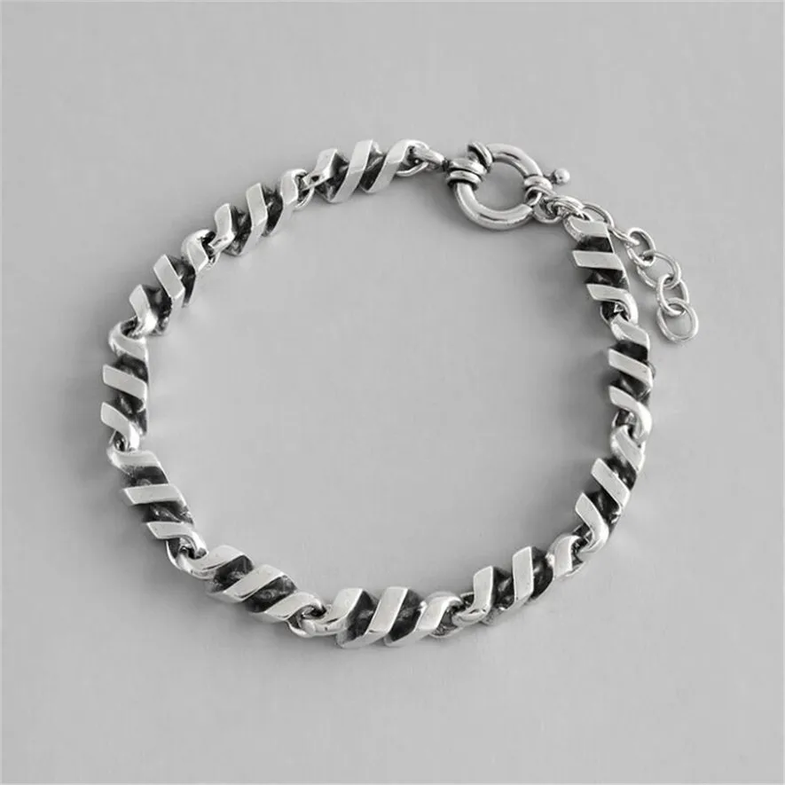 Vintage Fashion New Design Sterling Silver Metal Twist Grain Bracelets For Women Temperament Personality Hand Jewelry Antique
Vintage Fashion New Design Sterling Silver Metal Twist Grain Bracelets For Women Temperament Personality Hand Jewelry Antique
