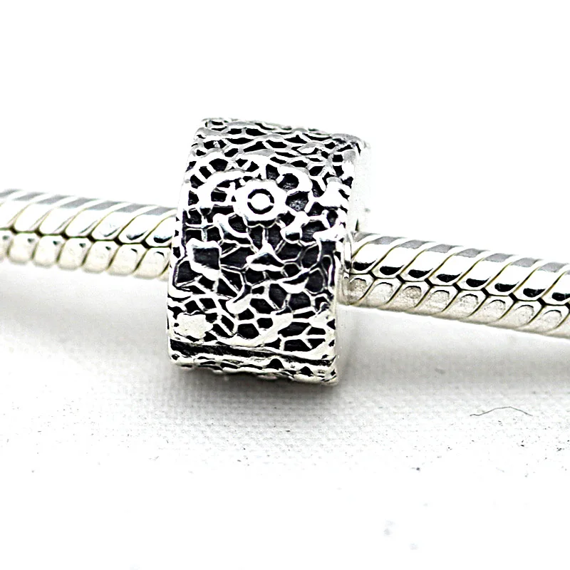 Authentic 925 Sterling Silver Lace Clip Charm Beads for Jewelry Making Fit Bracelets DIY Fine Jewelry YCL006
Authentic 925 Sterling Silver Lace Clip Charm Beads for Jewelry Making Fit Bracelets DIY Fine Jewelry YCL006