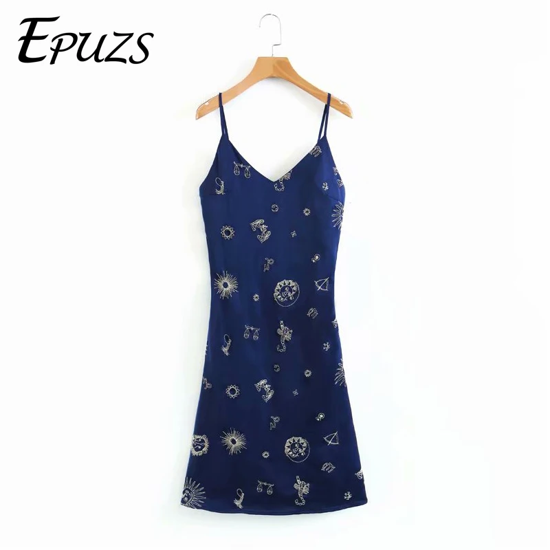 Vintage embroidery summer dress women Sexy backless spaghetti strap dress elegant midi party dresses 2019 beach vestidos
Vintage embroidery summer dress women Sexy backless spaghetti strap dress elegant midi party dresses 2019 beach vestidos