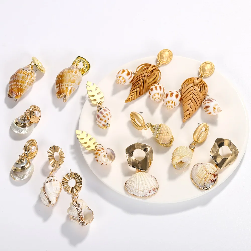 Girlgo Bohemia Summer Beach Shell Conch Drop Earrings For Women Bridal Hanging Statement Dangle Earrings Vintage Wedding Jewelry
Girlgo Bohemia Summer Beach Shell Conch Drop Earrings For Women Bridal Hanging Statement Dangle Earrings Vintage Wedding Jewelry