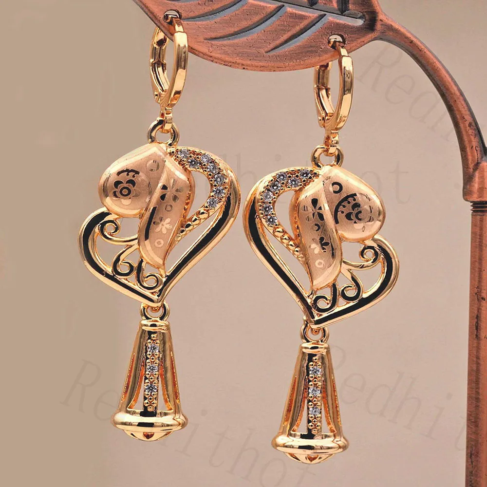 Elegant romantic Drop Earrings for Women Gold Color Drop Earring with White Zircon Trendy Jewelry for Wedding Engagement Gift
Elegant romantic Drop Earrings for Women Gold Color Drop Earring with White Zircon Trendy Jewelry for Wedding Engagement Gift