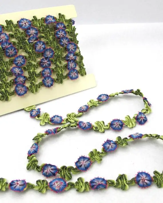 2 Yards Woven Rococo Ribbon Trim with Blue Fan Shaped Flower Buds|Decorative Floral Ribbon|Scrapbook Materials|Clothing|Decor
2 Yards Woven Rococo Ribbon Trim with Blue Fan Shaped Flower Buds|Decorative Floral Ribbon|Scrapbook Materials|Clothing|Decor