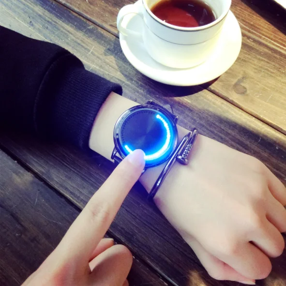 Creative Personality Minimalist Leather Normal Waterproof LED Watch Men And Women Couple Watch Smart Electronics Casual Watches
Creative Personality Minimalist Leather Normal Waterproof LED Watch Men And Women Couple Watch Smart Electronics Casual Watches