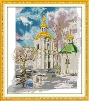 Winter castle scene home decor canvas Cross Stitch kits cotton 14ct white 11ct print embroidery DIY handmade needlework wall
Winter castle scene home decor canvas Cross Stitch kits cotton 14ct white 11ct print embroidery DIY handmade needlework wall