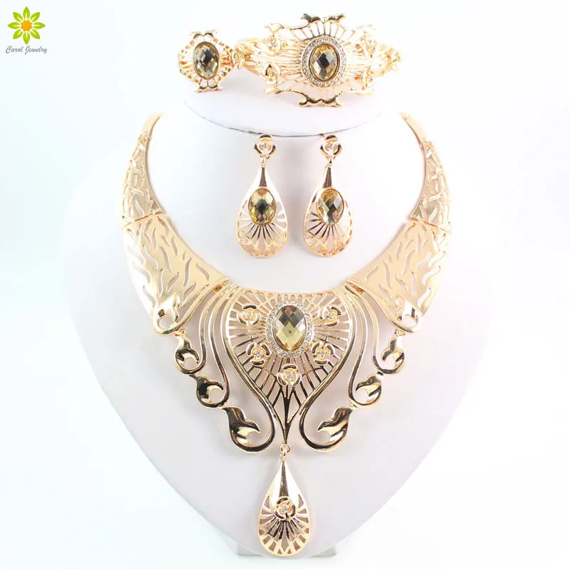 Women Charming Gold Color African Costume Jewelry Sets Nigerian Dubai Wedding Hollow Patterns Jewelry Set
Women Charming Gold Color African Costume Jewelry Sets Nigerian Dubai Wedding Hollow Patterns Jewelry Set