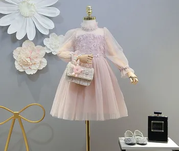 Roimyal Wholesale 2019 Spring Dress New Girls 'Net Yarn Sculpture Dress Children's Fashion Embroidery Comfortable Princess
Roimyal Wholesale 2019 Spring Dress New Girls 'Net Yarn Sculpture Dress Children's Fashion Embroidery Comfortable Princess