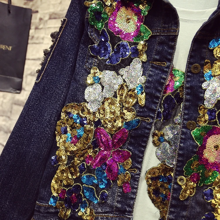 2018 Spring Jacket Women Denim Embroidery Rose Floral Beading Pearl Sequin Patch Epaulet Ripped Hole Bomber Denim Jacket 13