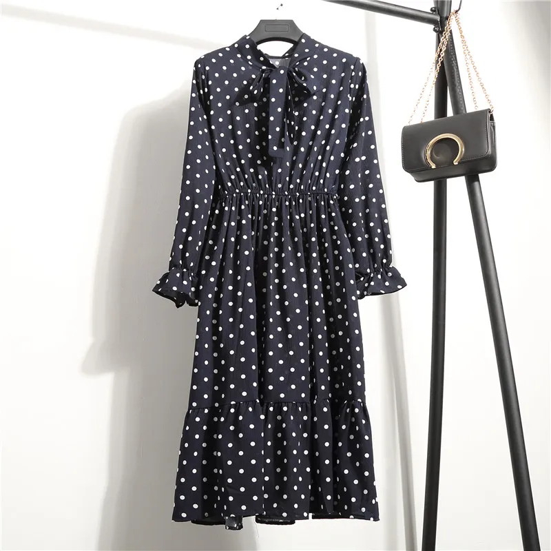 2018 Autumn Chiffon Shirt Dress Women Cute Bowknot Casual Dresses Long Sleeve Print Floral Vestido for ladies Vintage Midi dress
2018 Autumn Chiffon Shirt Dress Women Cute Bowknot Casual Dresses Long Sleeve Print Floral Vestido for ladies Vintage Midi dress
