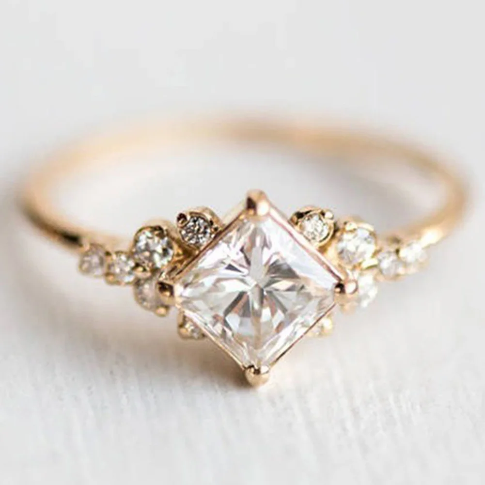 New Fashion Style Luxury Large Square Cut Zircon Ring Female Fashion Jewelry Ring Wedding Jewelry Birthday Gift
New Fashion Style Luxury Large Square Cut Zircon Ring Female Fashion Jewelry Ring Wedding Jewelry Birthday Gift