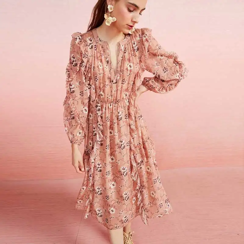 BOHO INSPIRED floral print Ellette Dress flowing ruffled summer dresses cinched waist long sleeve V-neck chic women dress 2019
BOHO INSPIRED floral print Ellette Dress flowing ruffled summer dresses cinched waist long sleeve V-neck chic women dress 2019