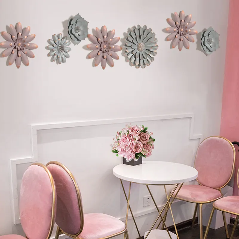 Chinese Wrought Iron Flower Wall Hanging Crafts Decoration Home Livingroom Sofa Background 3D Wall Sticker Metal Mural Ornaments
Chinese Wrought Iron Flower Wall Hanging Crafts Decoration Home Livingroom Sofa Background 3D Wall Sticker Metal Mural Ornaments