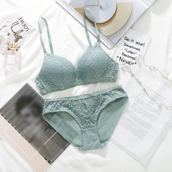 Women Wireless Thin Bra Breathable Sexy Lace Bra Sets Solid Color Underwear Lingerie Set
Women Wireless Thin Bra Breathable Sexy Lace Bra Sets Solid Color Underwear Lingerie Set